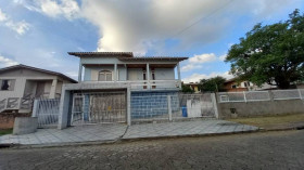 Casa com 3 Quartos à Venda, 200 m² em Nossa Senhora da Salete - Criciúma