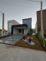 Casa de Condomínio com 3 Quartos à Venda, 200 m² em Jardim Jacinto - Jacareí