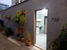 Casa com 1 Quarto para Alugar, 55 m² em Vila Nova Conceição - São Paulo