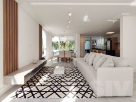 Casa com 5 Quartos à Venda, 323 m² em Riviera - Bertioga