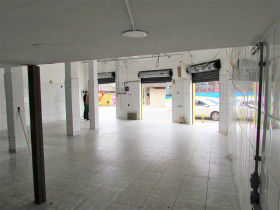 Imóvel Comercial à Venda, 434 m² em Vila Linda - Santo André