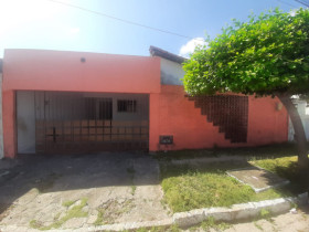 Casa com 3 Quartos à Venda,  em Potengi - Natal