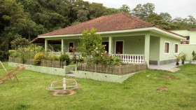 Chácara com 8 Quartos à Venda, 346 m² em Pouso Alegre - Mairinque
