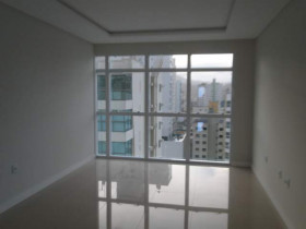 Apartamento com 3 Quartos à Venda, 130 m² em Itapema