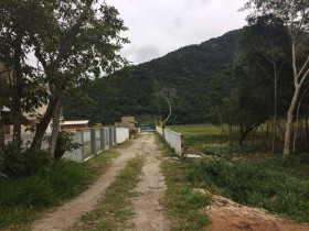 Terreno à Venda, 231 m² em Rio Vermelho - Florianópolis