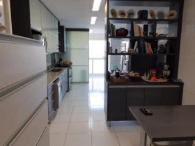 Apartamento com 4 Quartos à Venda, 292 m² em Barra da Tijuca - Rio de Janeiro