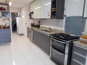 Apartamento com 4 Quartos à Venda, 292 m² em Barra da Tijuca - Rio de Janeiro