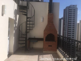 Apartamento com 3 Quartos para Alugar, 264 m² em Moema - São Paulo