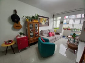 Apartamento com 2 Quartos à Venda, 69 m²em Centro - Florianópolis