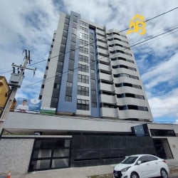 Apartamento com 2 Quartos à Venda, 64 m² em Jatiúca - Maceió