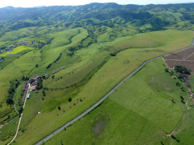 Fazenda à Venda, 400.529 HA em Parque Residencial Maria Elmira - Caçapava