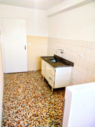 Apartamento com 2 Quartos à Venda ou Locação, 60 m² em Metalúrgicos - Osasco